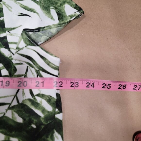 Hilary Radley Size L White with Green Palm Leaf Pattern V Neck Blouse - Picture 8 of 12